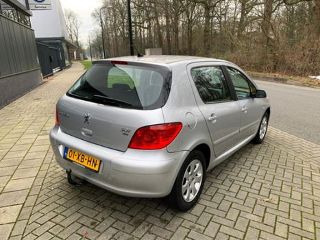 Peugeot 307 - 307; 1.6 HDIF 16V 5DRS - 1