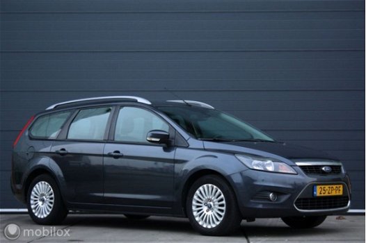 Ford Focus Wagon - 1.6 Titanium - 1