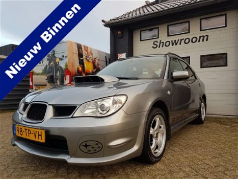 Subaru Impreza Plus - 1.5R Comfort Nieuwe APK Airco, climate, dakraam en cruise control - 1