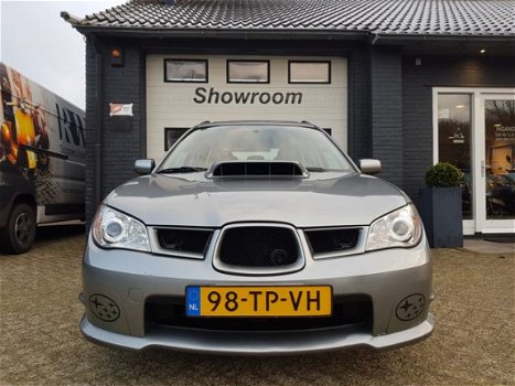 Subaru Impreza Plus - 1.5R Comfort Nieuwe APK Airco, climate, dakraam en cruise control - 1