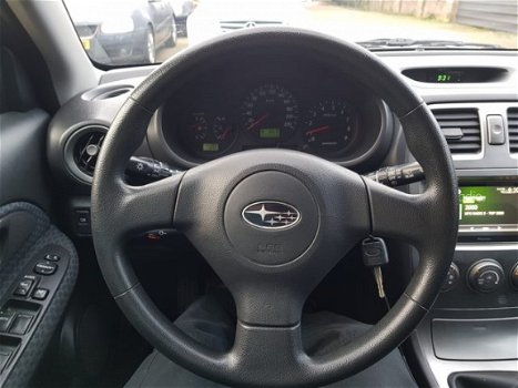 Subaru Impreza Plus - 1.5R Comfort Nieuwe APK Airco, climate, dakraam en cruise control - 1