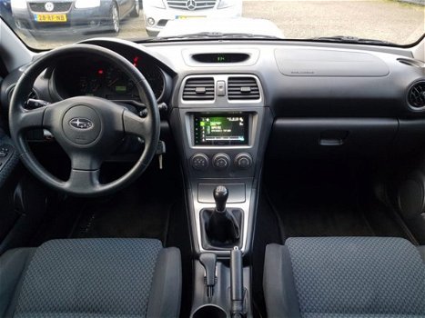 Subaru Impreza Plus - 1.5R Comfort Nieuwe APK Airco, climate, dakraam en cruise control - 1
