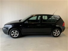 Volkswagen Golf - 1.9 TDI Sportline Climate+Cruise control