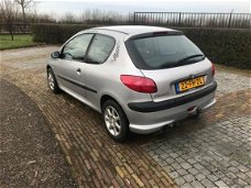 Peugeot 206 - 1.6 XS