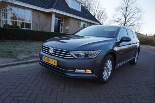 Volkswagen Passat Variant - 1.6 TDI COMFORTLINE 1E EIG PERF.STAAT NAVI CAMERA SENSOREN V+A PARKEERHU - 1