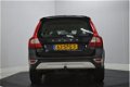 Volvo XC70 - 2.0 D3 FWD Limited Edition Automaat, Navi, Clima, Cruise, Trekhaak, Mooie auto - 1 - Thumbnail