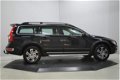 Volvo XC70 - 2.0 D3 FWD Limited Edition Automaat, Navi, Clima, Cruise, Trekhaak, Mooie auto - 1 - Thumbnail