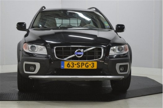 Volvo XC70 - 2.0 D3 FWD Limited Edition Automaat, Navi, Clima, Cruise, Trekhaak, Mooie auto - 1