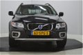 Volvo XC70 - 2.0 D3 FWD Limited Edition Automaat, Navi, Clima, Cruise, Trekhaak, Mooie auto - 1 - Thumbnail