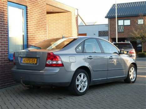Volvo S40 - 2.4 5Cil. Kinetic - 1