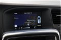 Volvo V60 - 2.4 D6 AWD Plug-in Hybrid Momentum - Excl. BTW - 1 - Thumbnail