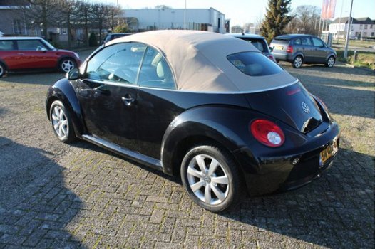 Volkswagen New Beetle Cabriolet - 1.9 TDI Trendline. Leer, Airco, Zomer en winterwielen - 1