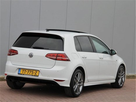 Volkswagen Golf - 1.2 TSI Business Edition R-line - 1