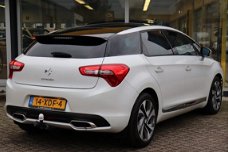 Citroën DS5 - 1.6 THP So Chic (Glazen dak/LEER/Xenon/Winterpakket/18"LMV)