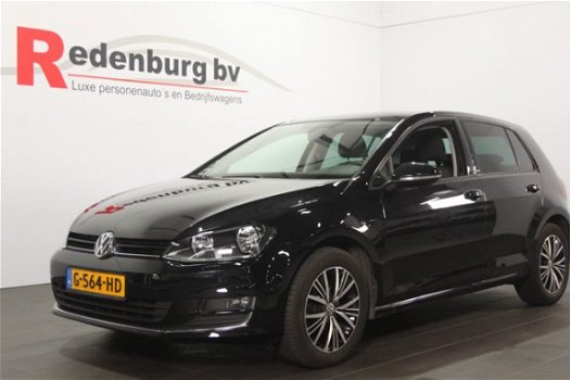 Volkswagen Golf - 1.4 TSi / 5 DEURS / NAVI / PDC / 2016 - 1