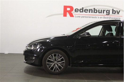 Volkswagen Golf - 1.4 TSi / 5 DEURS / NAVI / PDC / 2016 - 1