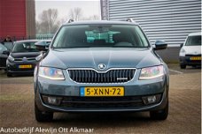 Skoda Octavia Combi - 1.6 TDI Greenline Businessline , Groot Navi, Bi-Xenon, Clima, Lmv