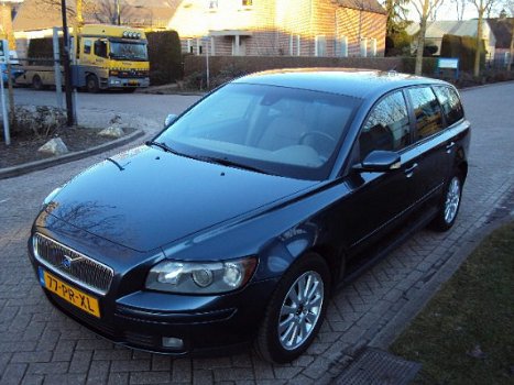 Volvo V50 - Diesel 2.0D 136PK Momentum - 1