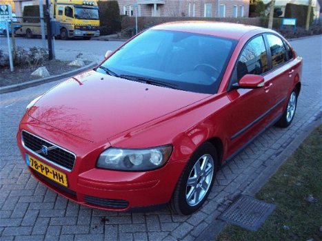 Volvo S40 - Benzine 2.4 140PK - 1