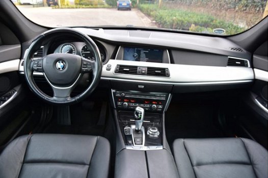 BMW 5-serie Gran Turismo - 530d High Executive AUTOMAAT | GR. NAVI PRO | PANO | TREKHAAK - 1