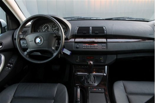 BMW X5 - 3.0i Executive AUTOMAAT / YOUNGTIMER - 1