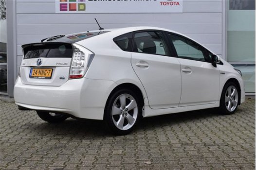 Toyota Prius - 1.8 Dynamic Navigatie - 1