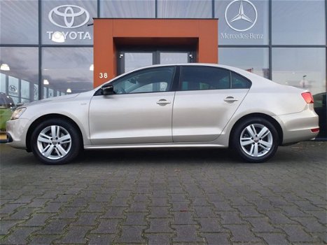 Volkswagen Jetta - 1.4 TSI Match AUTOMAAT / 70.000 KM. / LUXE - 1