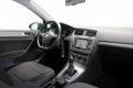 Volkswagen Golf - 1.0 TSI 116pk Comfortline 6-bak Navigatie DAB+ Parkeersensoren Climate Control - 1 - Thumbnail
