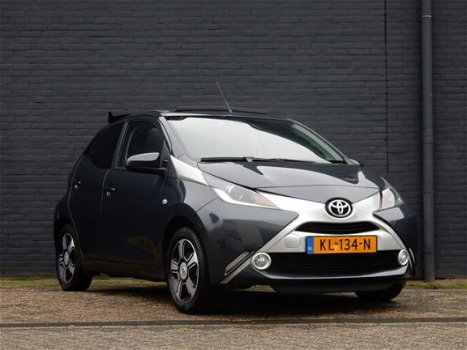 Toyota Aygo - 1.0 VVT-i x-clusiv NAVI OPEN DAK CAMERA ACHTER BLUETOOTH 5-DEURS ALLE OPTIES - 1