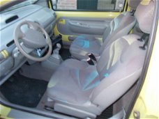 Renault Twingo - 1.2 Comfort bj 2000 apk 12-12-2019.. 899 euro