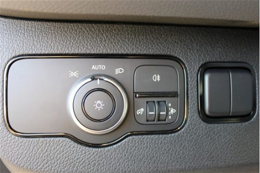 Mercedes-Benz Sprinter - 516 CDI Chassis L3 RWD 3, 5t Automaat | Meubelbak + laadklep + zijdeur - 1