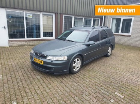 Opel Vectra Wagon - VECTRA STATION2.5I-V6 BUSINESS EDITION - 1