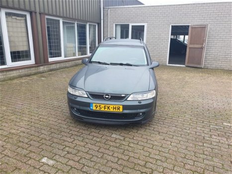 Opel Vectra Wagon - VECTRA STATION2.5I-V6 BUSINESS EDITION - 1