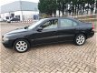 Volvo S60 - 2.4 Edition 164.000km deal.onderhouden Leer Clima etc NL auto - 1 - Thumbnail