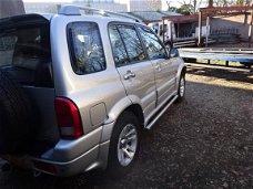 Suzuki Grand Vitara - 2.0 FreeStyle-3 4X4