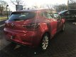 Renault Clio - 1.0 TCe Zen / inch velgen / Parkeersensoren - 1 - Thumbnail
