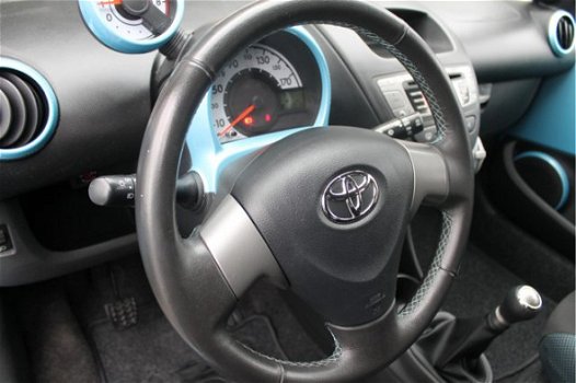 Toyota Aygo - 1.0 VVT-i Dynamic Blue 5drs | Airco | Lichtmetaal - 1