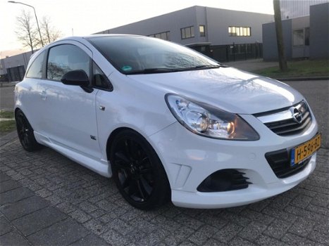 Opel Corsa - 1.4 OPC LINE NAVIGATIE AIRCO DIKKE VOLLE UITVOERING - 1