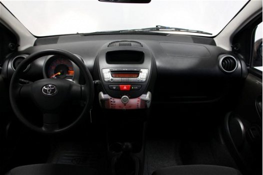 Toyota Aygo - 1.0 Now | Dealer Onderhouden | Airco | LM Velgen | - 1