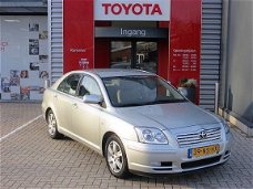 Toyota Avensis - 1.8 16v VVT-i Linea Sol