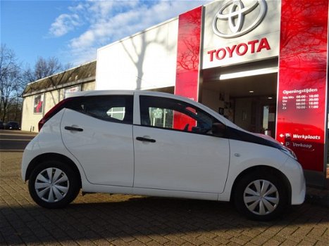 Toyota Aygo - 1.0 VVT-i x-fun / Airconditioning / Bluetooth / Snelheidsbegrenser / Electrische Ramen - 1