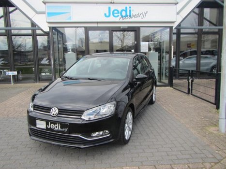 Volkswagen Polo - Comfortline 5drs 1.2 TSI 66kw/90pk Executive plus - 1