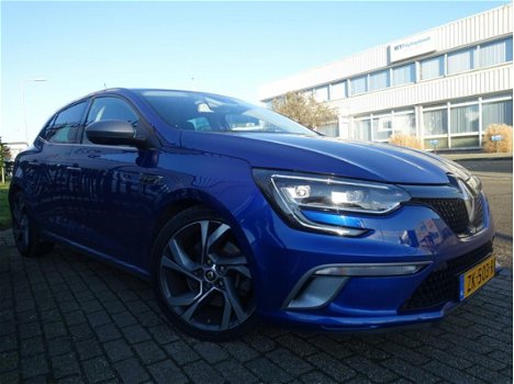 Renault Mégane - 1.6 TCe GT 205PK/NAVI/XENON/HEAD-UP/LEDER/4W-CONTROLLE - 1