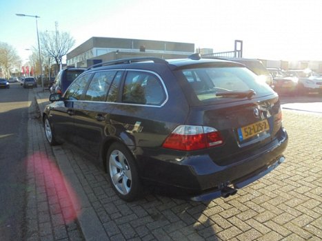 BMW 5-serie Touring - 523i Executive , Navi, Panodak - 1