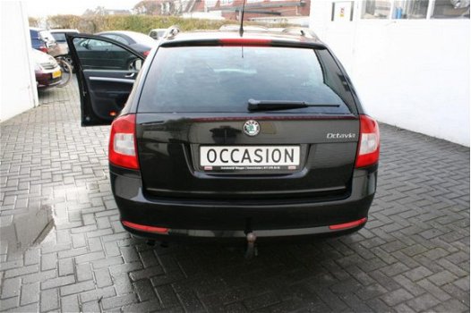 Skoda Octavia - 1.8 TSI FAMILY AIRCO, TREKHAAK, XENON VERLICHTING - 1