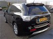 Mitsubishi Outlander - 2.0 PHEV Instyle 4x4 EX B.T.W. NAVI/LEDER/SCHUIF, KANTELDAK - 1 - Thumbnail