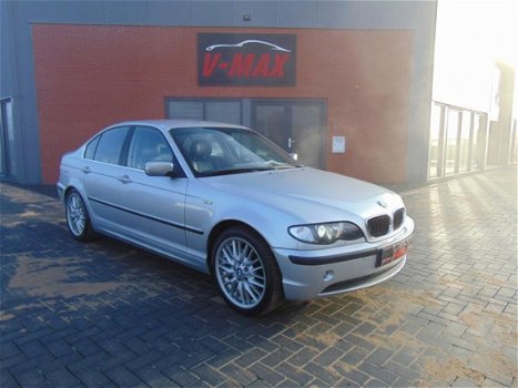 BMW 3-serie - 325 325i AUT Executive Nap Leder Navi Xenon Trekhaak - 1