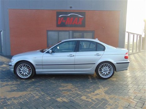 BMW 3-serie - 325 325i AUT Executive Nap Leder Navi Xenon Trekhaak - 1