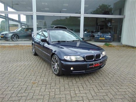 BMW 3-serie - 330 330i AUT High Exec Leder Xenon Clima Harman Kardon - 1