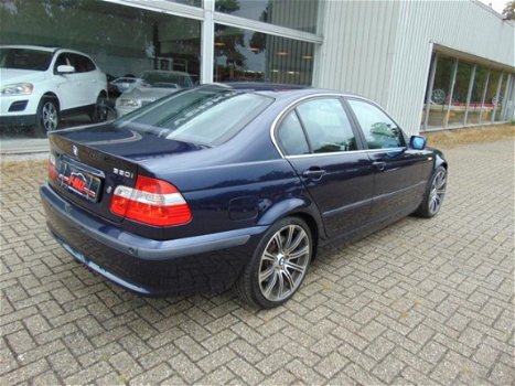 BMW 3-serie - 330 330i AUT High Exec Leder Xenon Clima Harman Kardon - 1